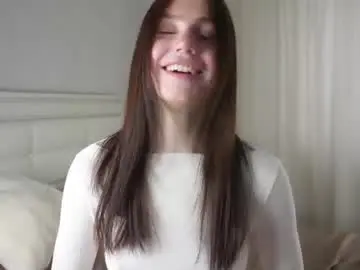 Chaturbate Live Sex Cam of lipswithsmileonthem