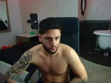 Chaturbate Best live sex cam show of troywade