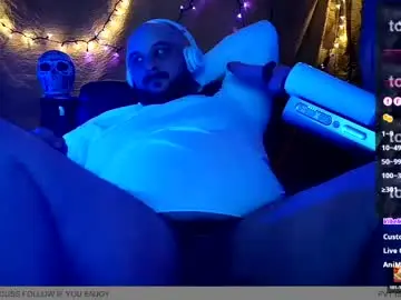 Chaturbate Nude Webcam of binkanator33