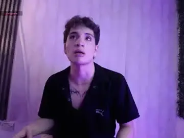 Chaturbate Sex Cam of massimo_turner