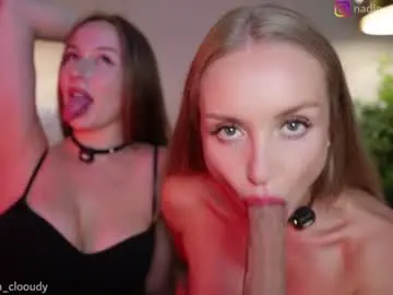 Chaturbate Sex Chat of mia_cloudy