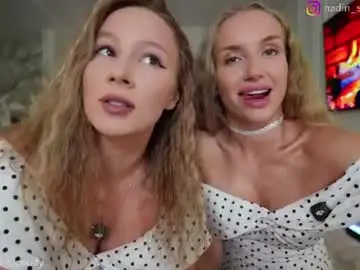 Chaturbate Watch Live Sex Cams of mia_cloudy