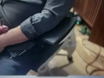 Chaturbate Free Porn Cam of onlocationnyc
