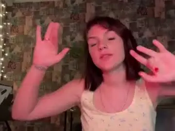 Chaturbate Free Live Porn of lola_sweetshine