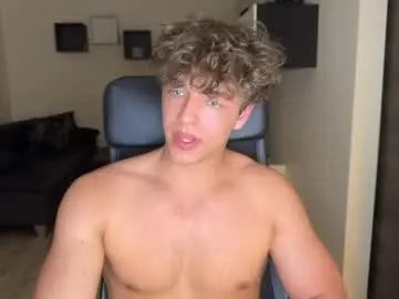 Chaturbate Free Porn Cam of lukedesirable
