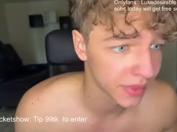 Chaturbate Best live sex cam show of lukedesirable