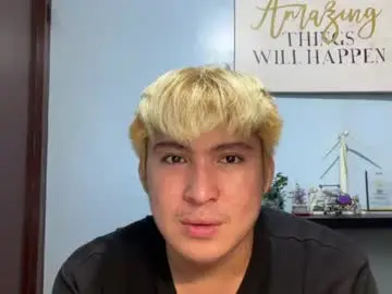 Chaturbate Live Sex Cam of ur_jayqutee