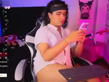 Chaturbate Free Porn Cam of derek_greyy_