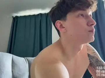 Chaturbate Live Sex Cam of lyon_power_