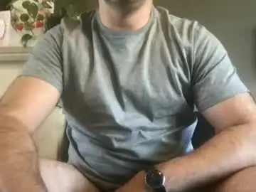 Chaturbate Live Sex Cam of urhungdaddy8