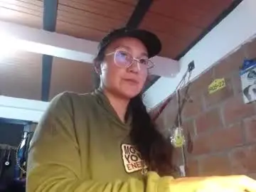 Chaturbate Free Porn Cam of eskelaswd