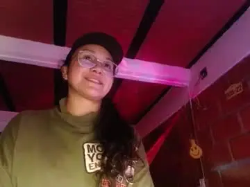 Chaturbate Sex Cam of eskelaswd