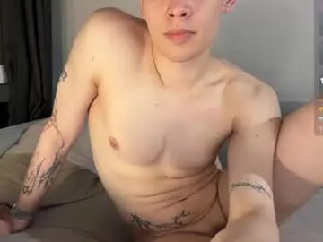 Chaturbate Live Sex Cam of kevin_bucks