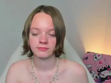 Chaturbate Live Sex Cam of lindaa_bell
