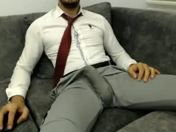 Chaturbate Live Sex Cam of naughtyb00yy