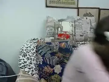 Chaturbate Free Live Porn of squirtyeleanor
