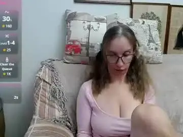 Chaturbate Live Sex Cam of squirtyeleanor