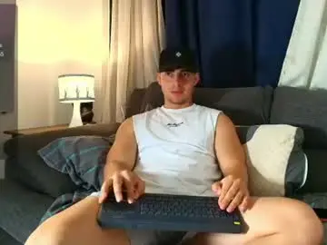 Chaturbate Live Sex Cam of thomylov