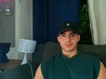Chaturbate Best live sex cam show of thomylov