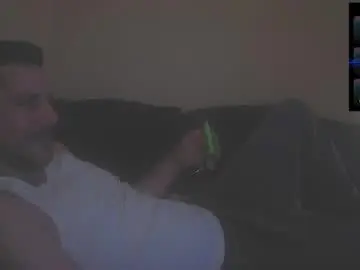 Chaturbate Live Sex Cam of bigcawwwk