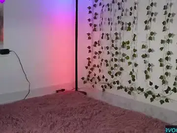 Chaturbate Watch Live Sex Cams of cerecitaqueen