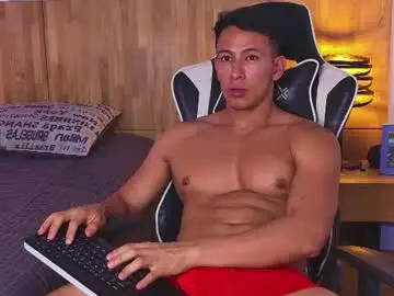 Chaturbate Sex Cam of claytonburgues