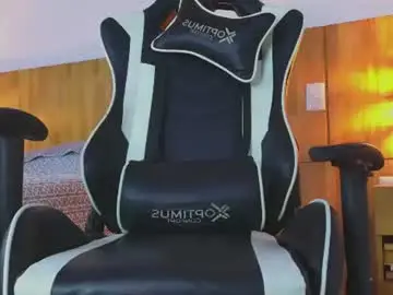 Chaturbate Best live sex cam show of claytonburgues