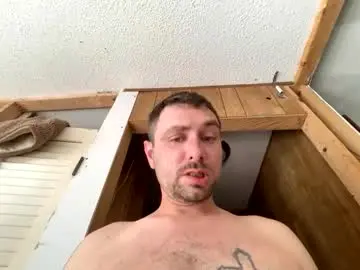 Chaturbate Sex Cam of daddydic120402