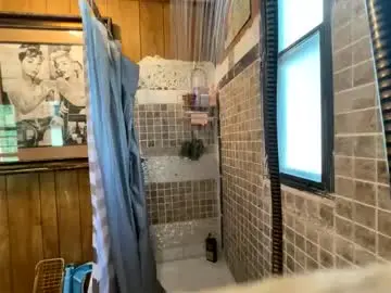 Chaturbate Live Porn of daddydic120402