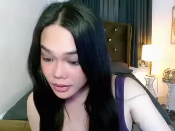 Chaturbate Sex Chat of hollyyumiloove
