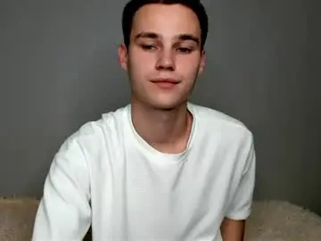 Chaturbate Adult Webcams of robert10211