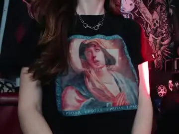 Chaturbate Live Sex Cam of silentmary