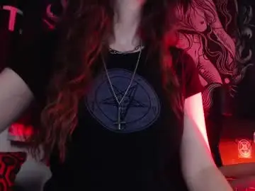 Chaturbate Live Sex Cam of silentmary