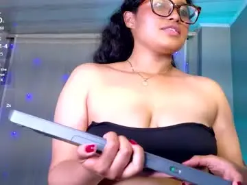 Chaturbate Live Sex Cam of silvana_lorc