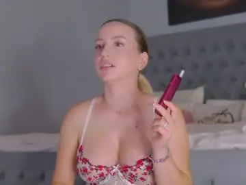 Chaturbate Sex Chat of alexiswhiteee