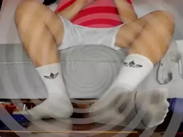 Chaturbate Live Sex Cam of alphafindom982