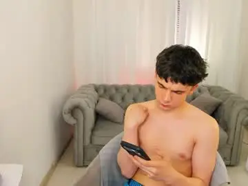Chaturbate Sex Chat of ethan_crowe