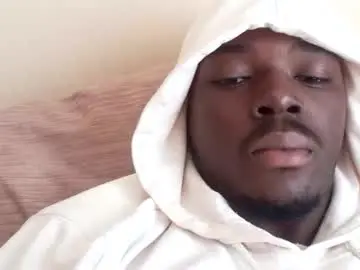 Chaturbate Live Sex Cam of jjjunior25