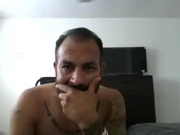 Chaturbate Free Live Porn of larrabee13