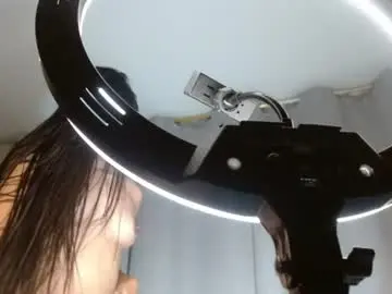 Chaturbate Live Sex Cam of scarlett_zin