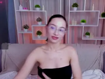 Chaturbate Watch Live Sex Cams of andreajohnsons