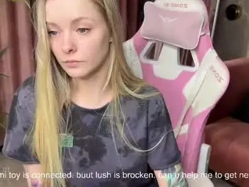 Chaturbate Live Sex Cam of lili_01