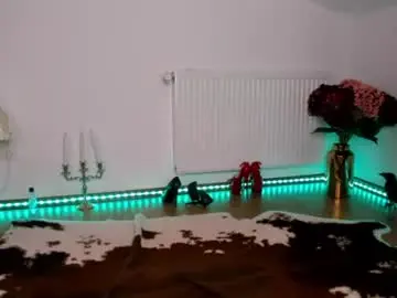 Chaturbate Live Sex Cam of viciousqueen