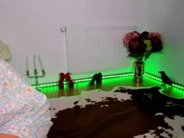 Chaturbate Live Sex Cam of viciousqueen