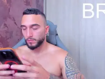 Chaturbate Live Sex of brad1_