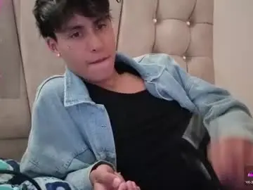 Chaturbate Nude Webcam of chris_zp