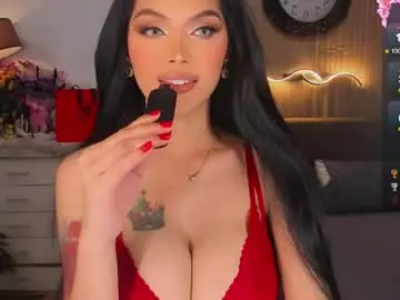 Chaturbate Live Sex Cam of divinequeen