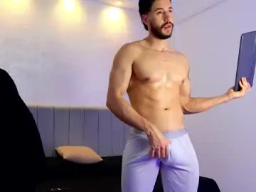 Chaturbate Live Porn of evans_opry1