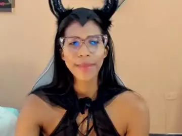 Chaturbate Sex Cam of mara_summer