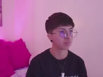 Chaturbate Live Sex Cam of tomboy_tommy